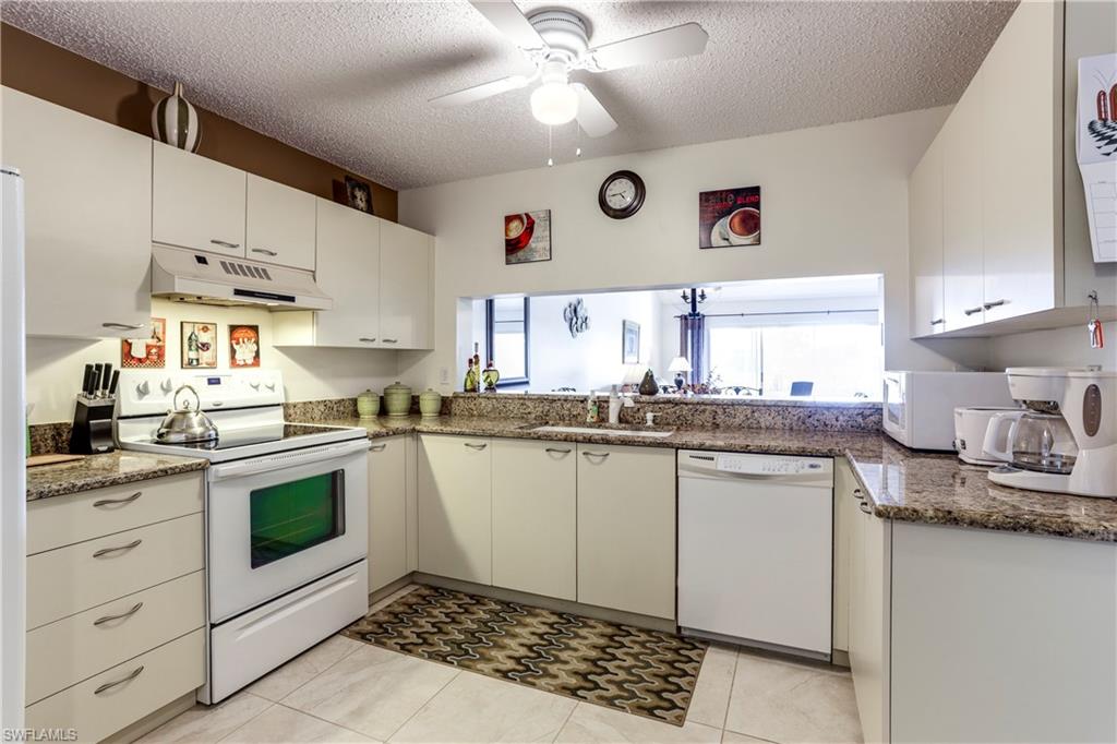 FURSE LAKES - Residential