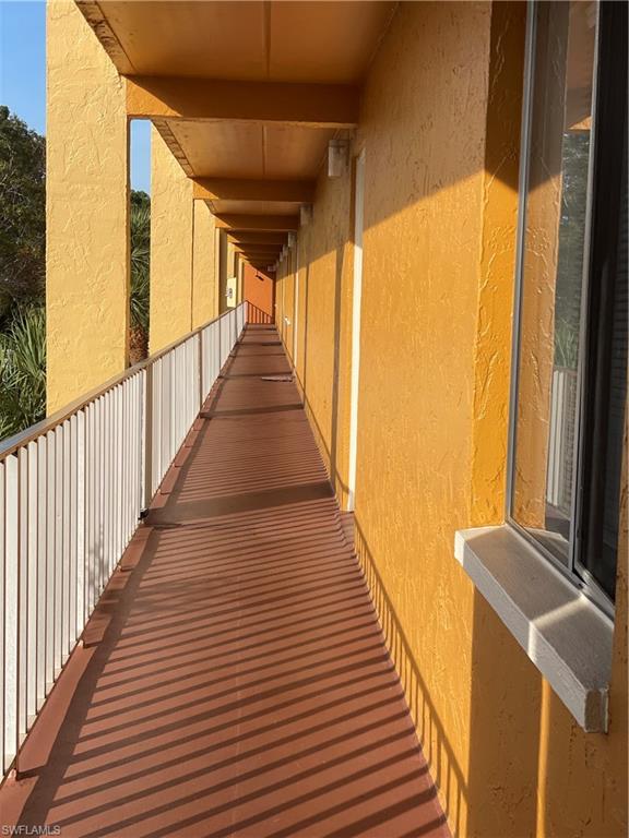 TOWERS CONDO - Residential