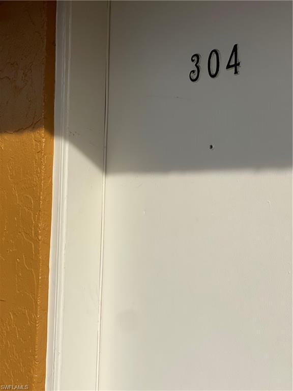 TOWERS CONDO - Residential