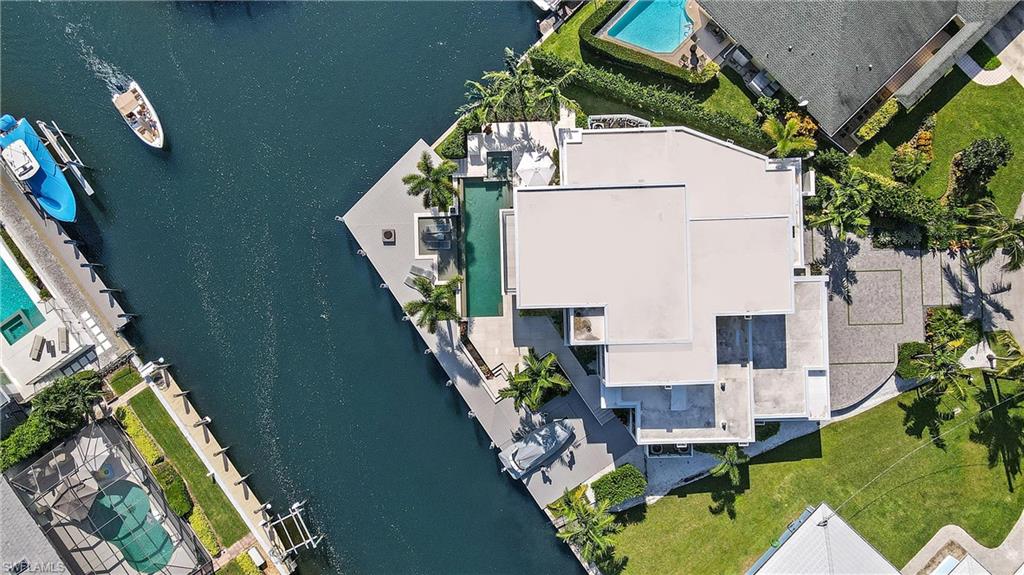 ROYAL HARBOR - Residential