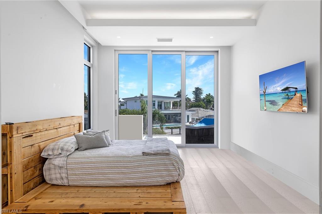 ROYAL HARBOR - Residential