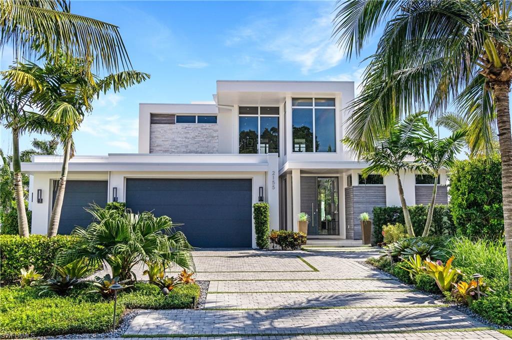 ROYAL HARBOR - Residential