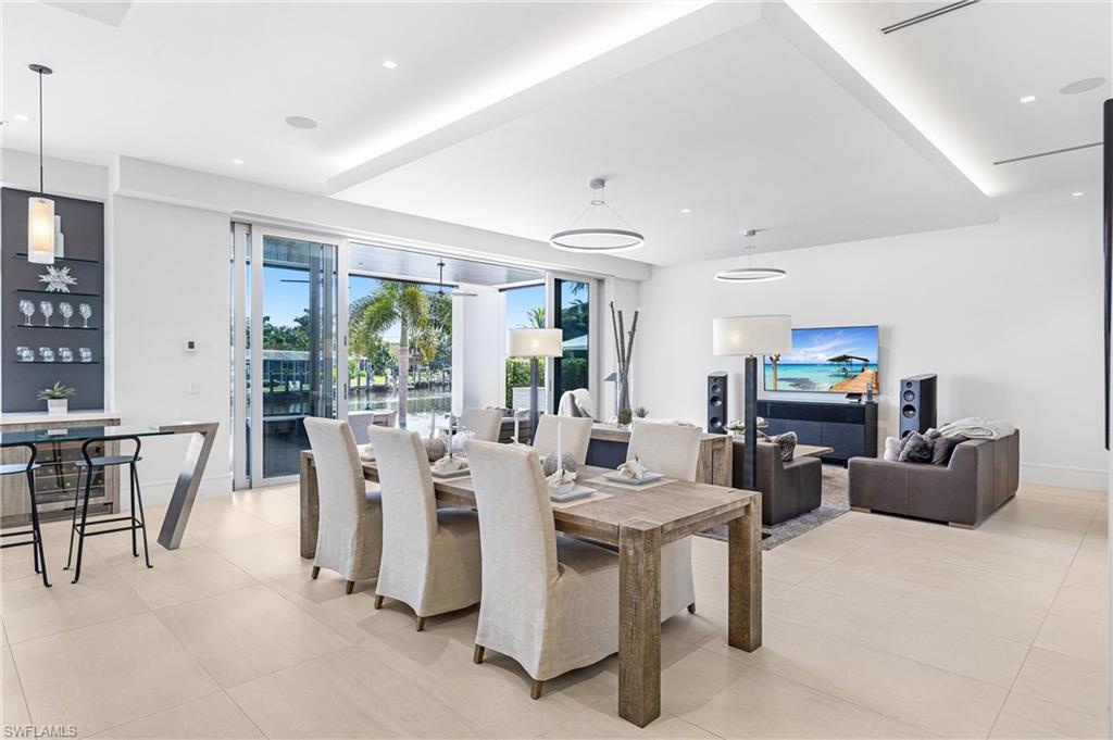 ROYAL HARBOR - Residential