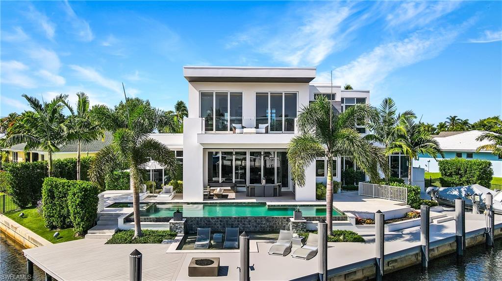 ROYAL HARBOR - Residential