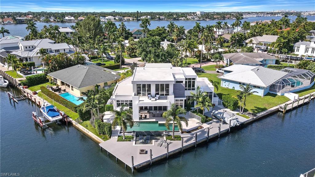 ROYAL HARBOR - Residential