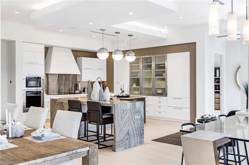 ROYAL HARBOR - Residential