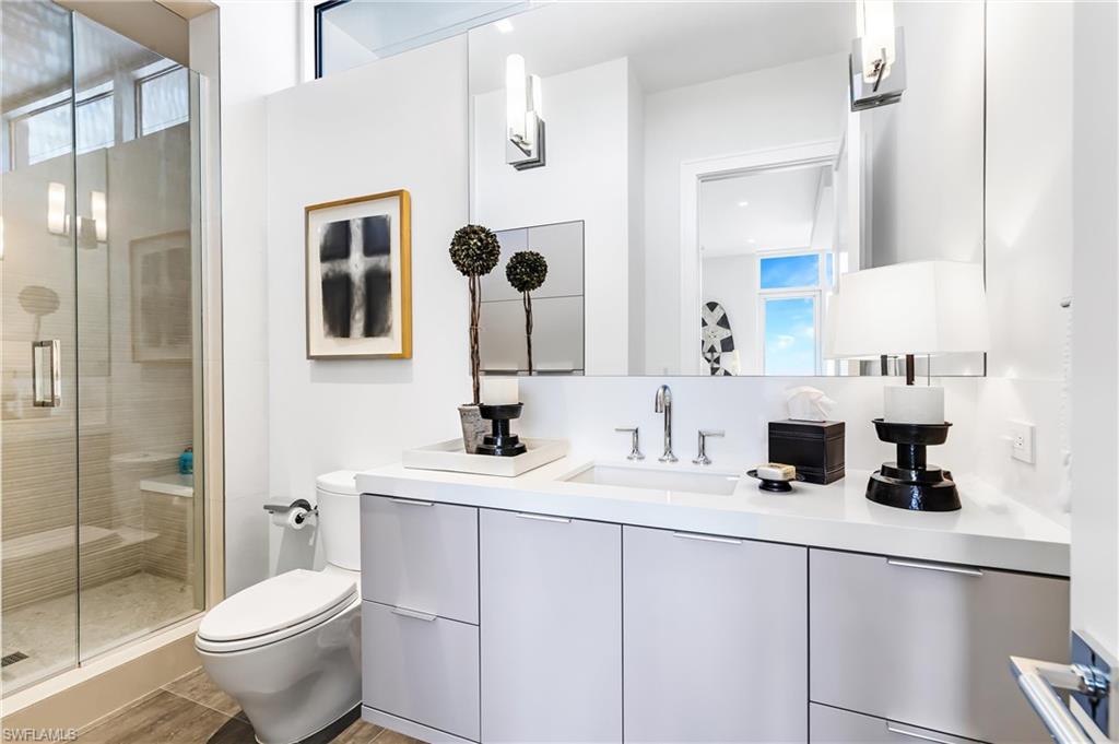 ROYAL HARBOR - Residential