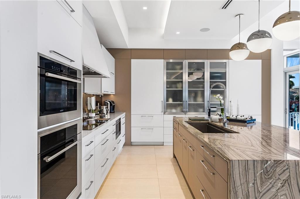 ROYAL HARBOR - Residential