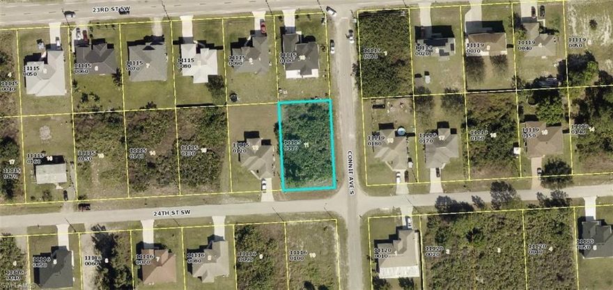 Corner lot. Not in a flood zone. Great location. Not far from JetBlue Park and 10 miles to I-75.