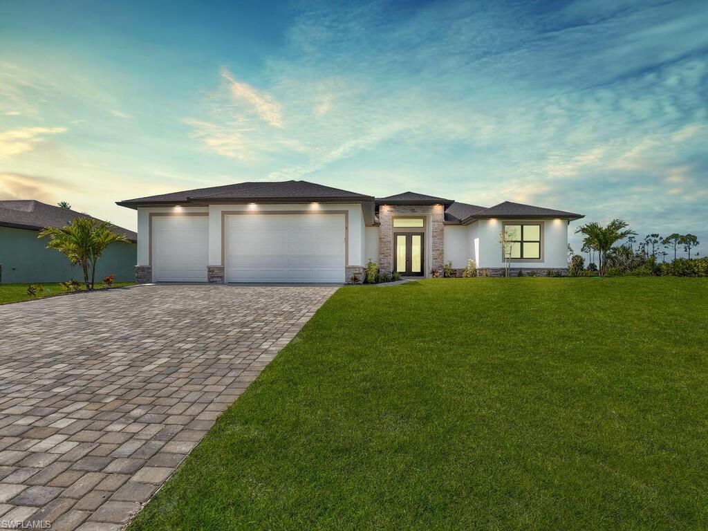 CAPE CORAL - Residential