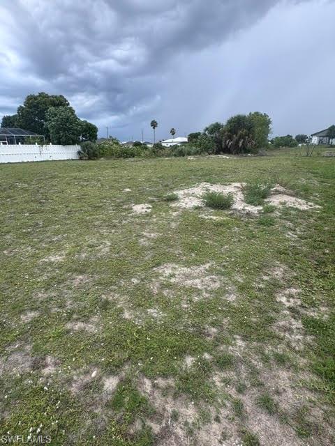 CAPE CORAL - Land