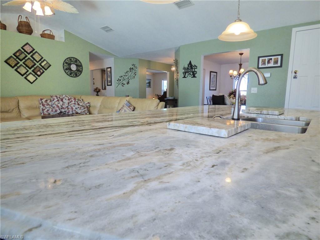 GATOR CIRCLE - Residential