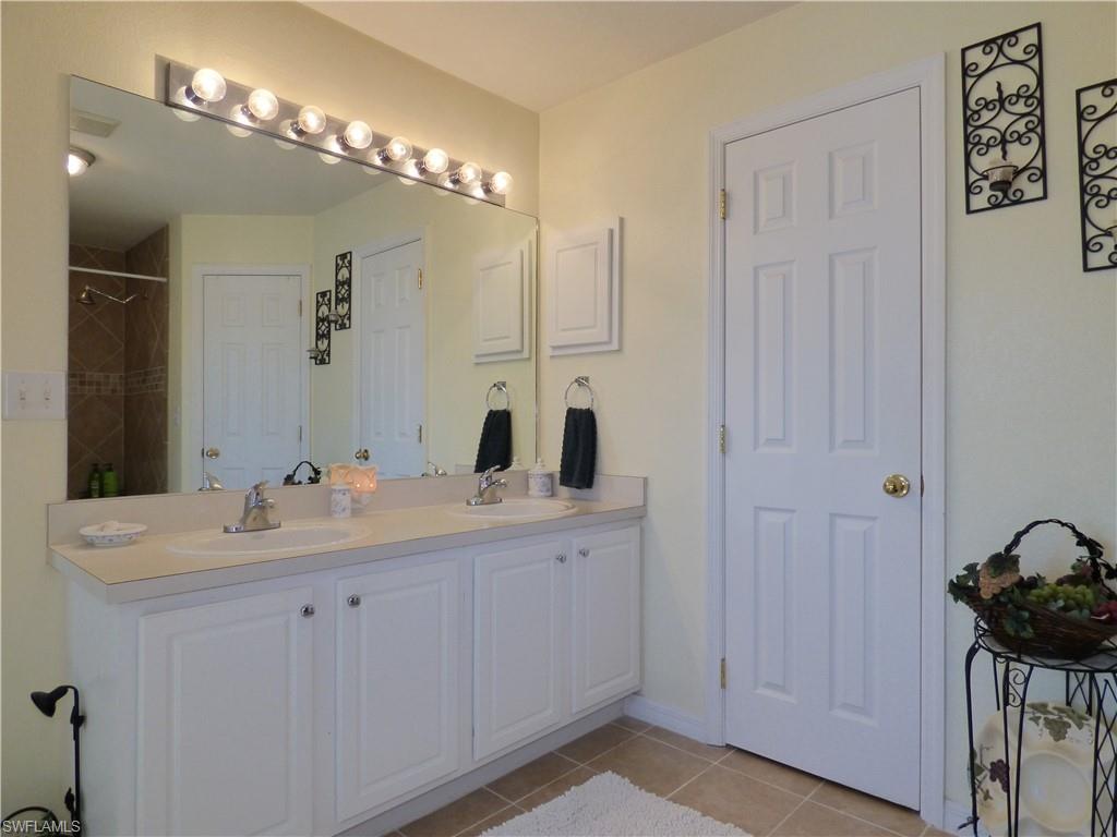 GATOR CIRCLE - Residential