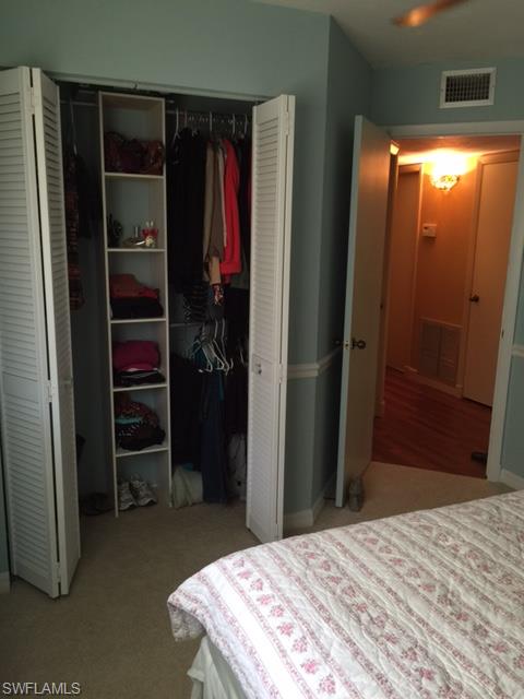 SAN CARLOS PARK - Residential