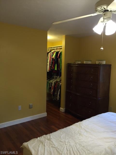 SAN CARLOS PARK - Residential