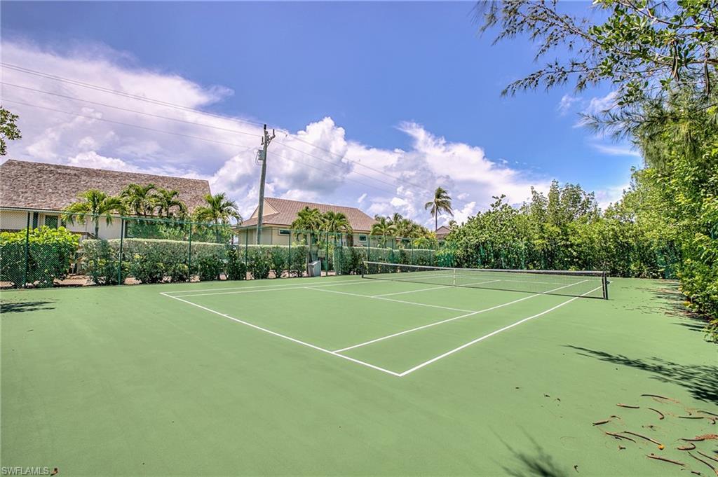 BEACH HOMES - Residential