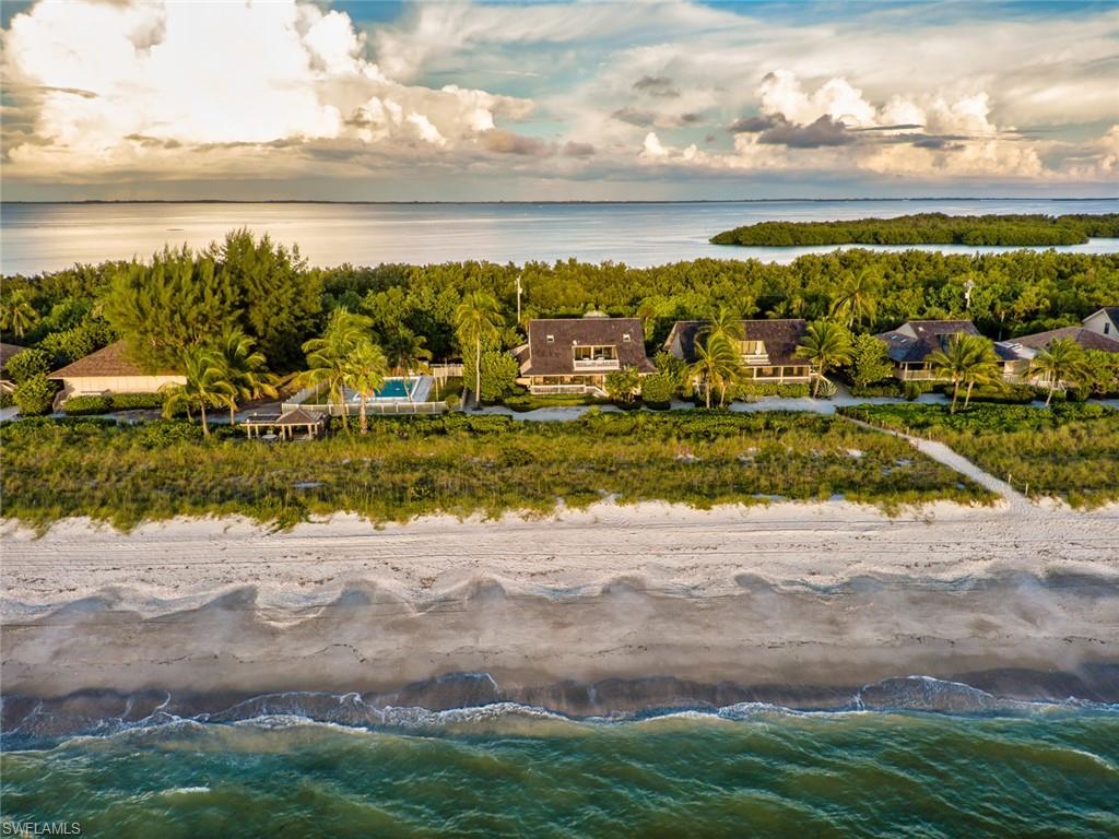 BEACH HOMES - Residential