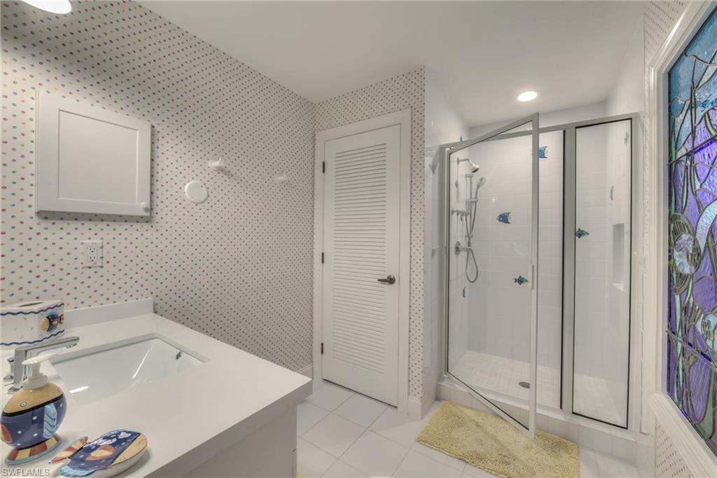 BEACH HOMES - Residential