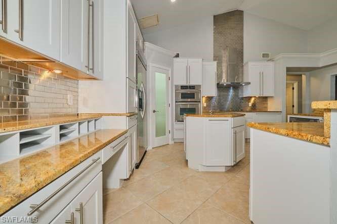 SPANISH WELLS - Residential