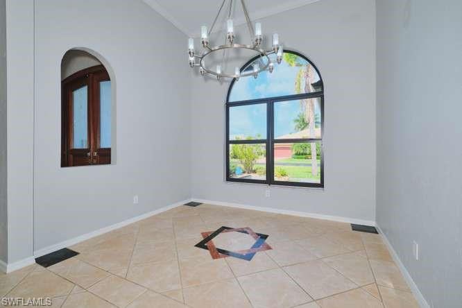 SPANISH WELLS - Residential