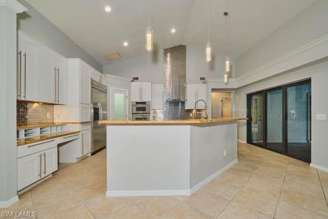 SPANISH WELLS - Residential
