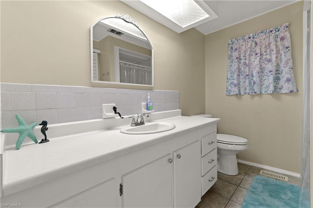 CARRIAGE VILLAGE - Residential