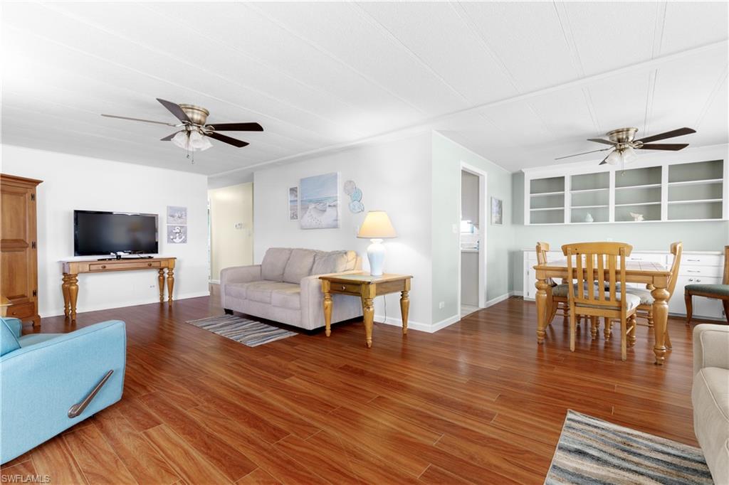 CARRIAGE VILLAGE - Residential