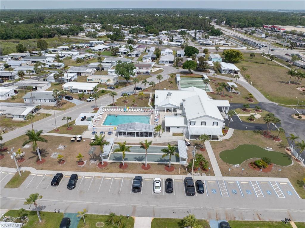 CARRIAGE VILLAGE - Residential