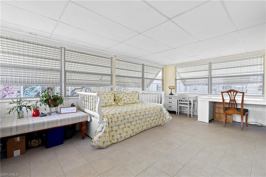 CARRIAGE VILLAGE - Residential