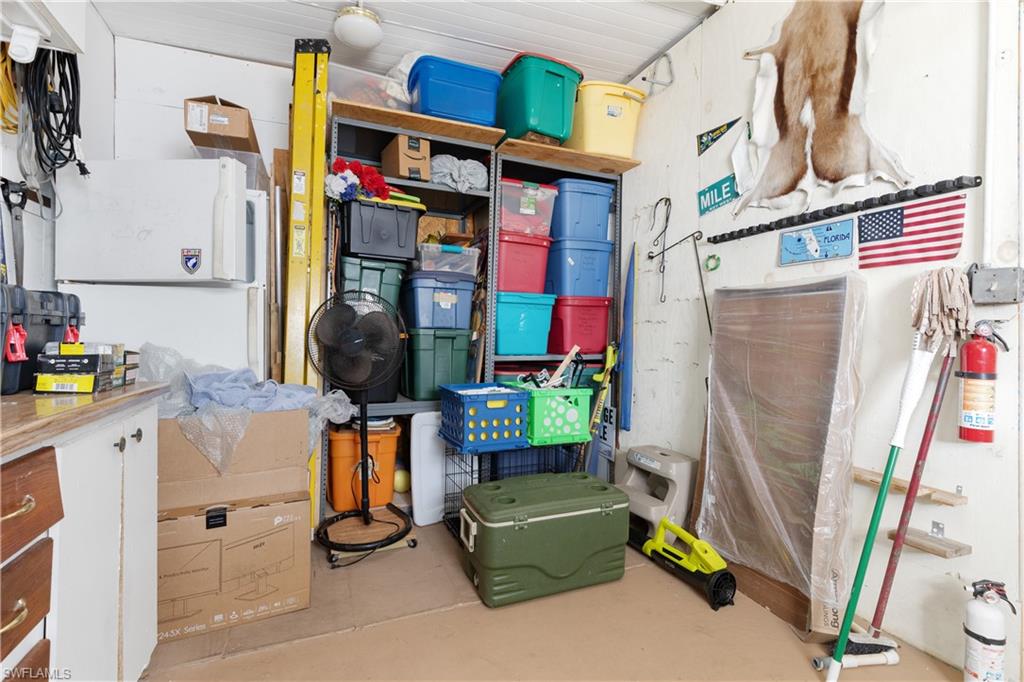 CARRIAGE VILLAGE - Residential