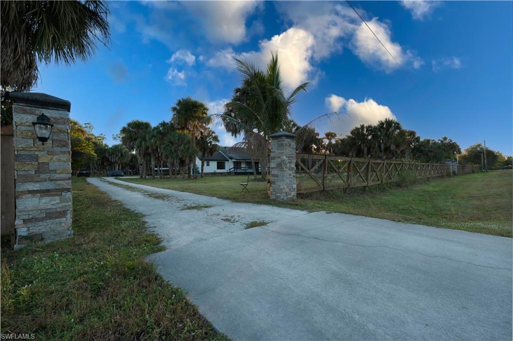 GOLDEN GATE ESTATES - Residential