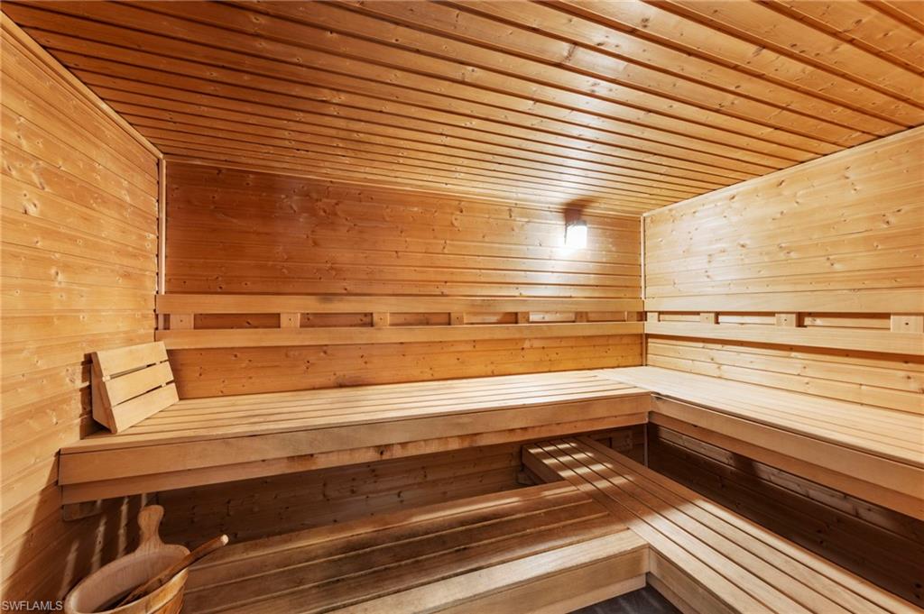 EAGLE RIDGE LAKES - Residential