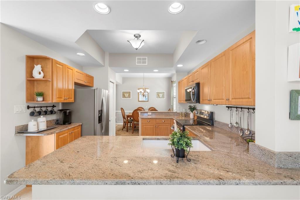 EAGLE RIDGE LAKES - Residential