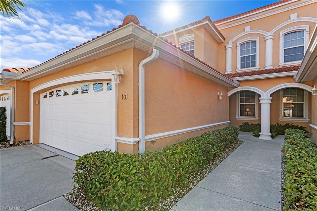 EAGLE RIDGE LAKES - Residential