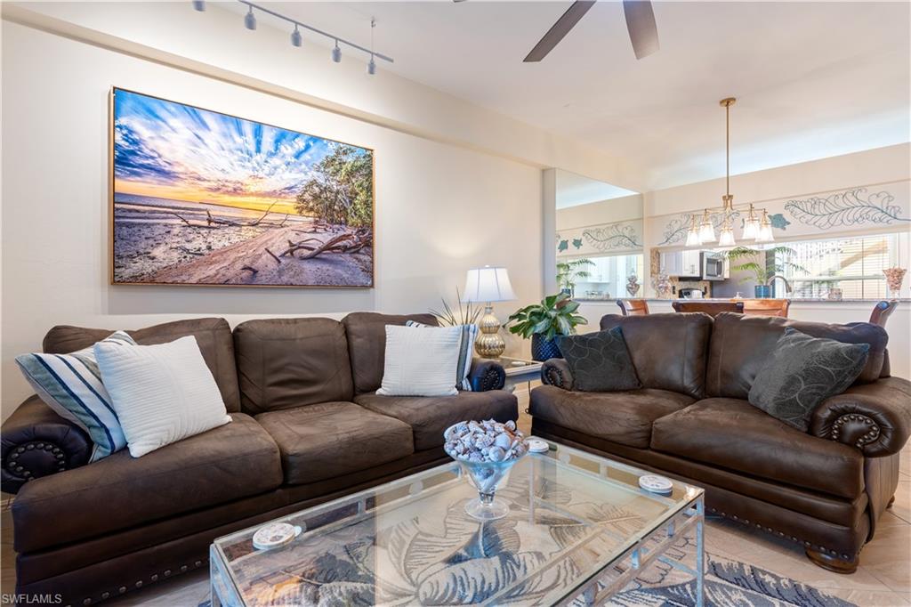 SUNSET CAY VILLAS - Residential