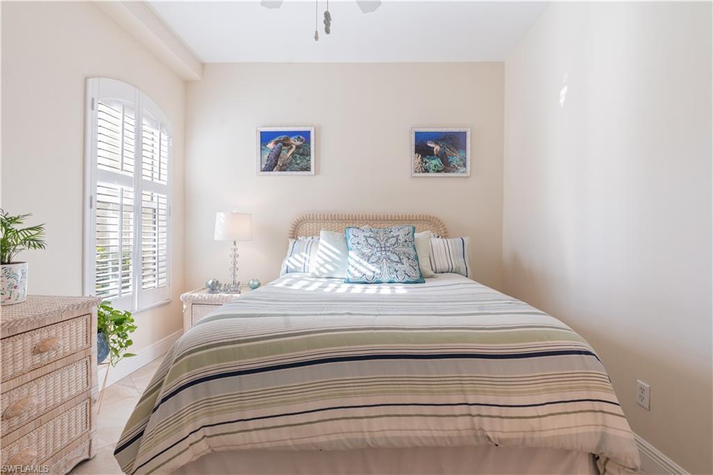 SUNSET CAY VILLAS - Residential