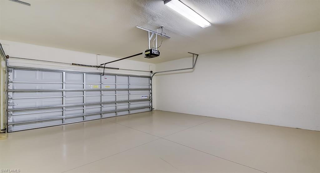 TUCKERS COVE - Residential