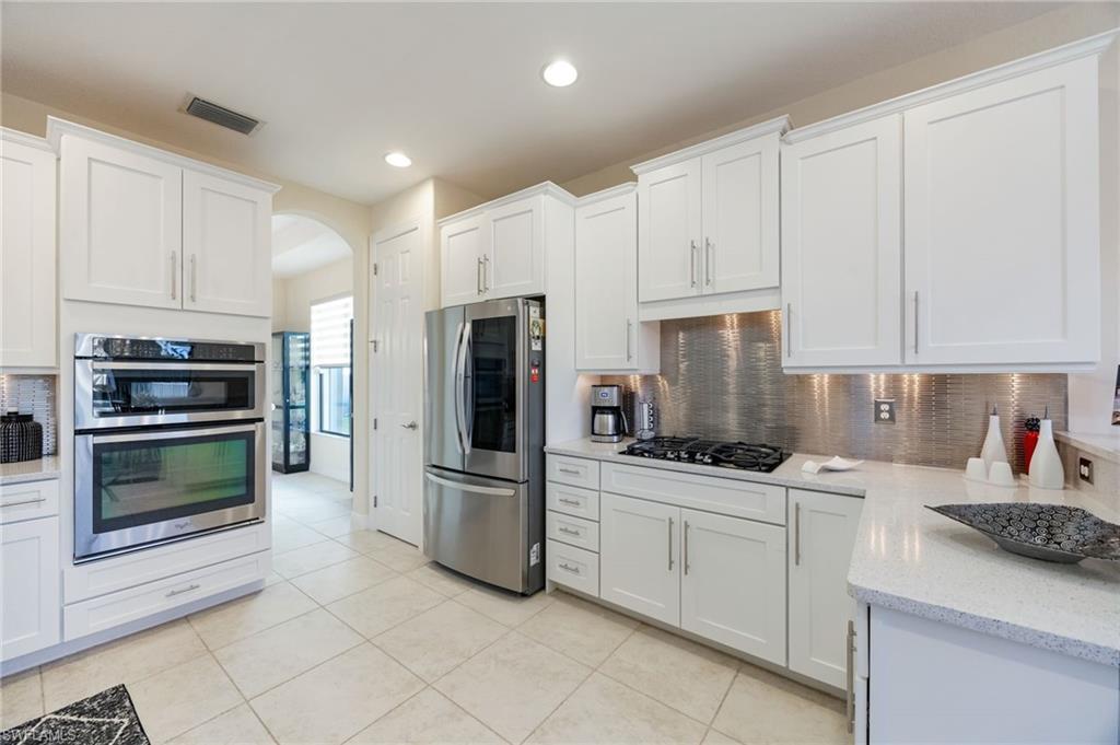 BONITA LAKES - Residential