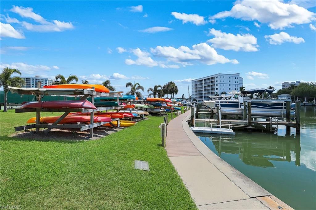 VANDERBILT TOWERS - Residential
