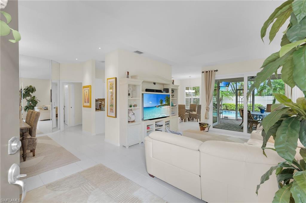 SONOMA LAKE - Residential