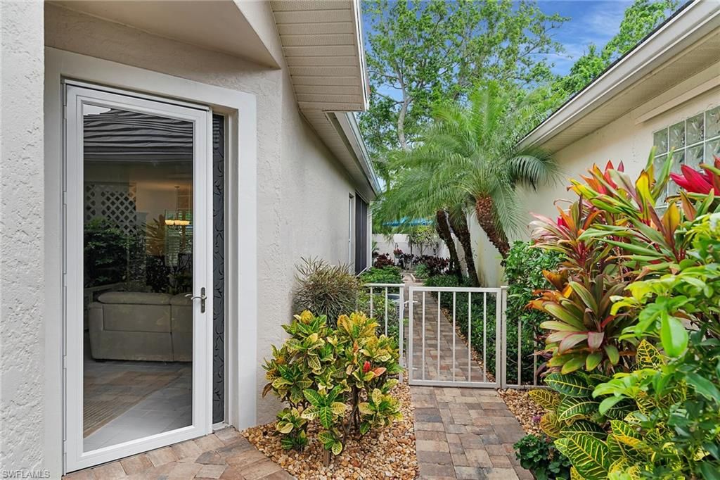 Photo of 128 Livermore LN, NAPLES, FL 34119 (MLS # 226011958)