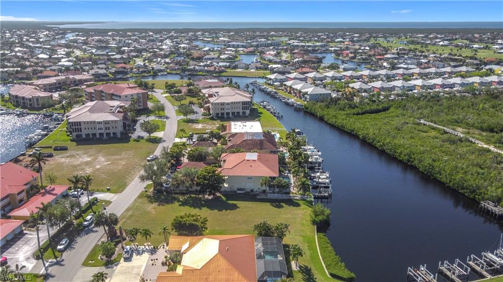 PUNTA GORDA ISLES - Land