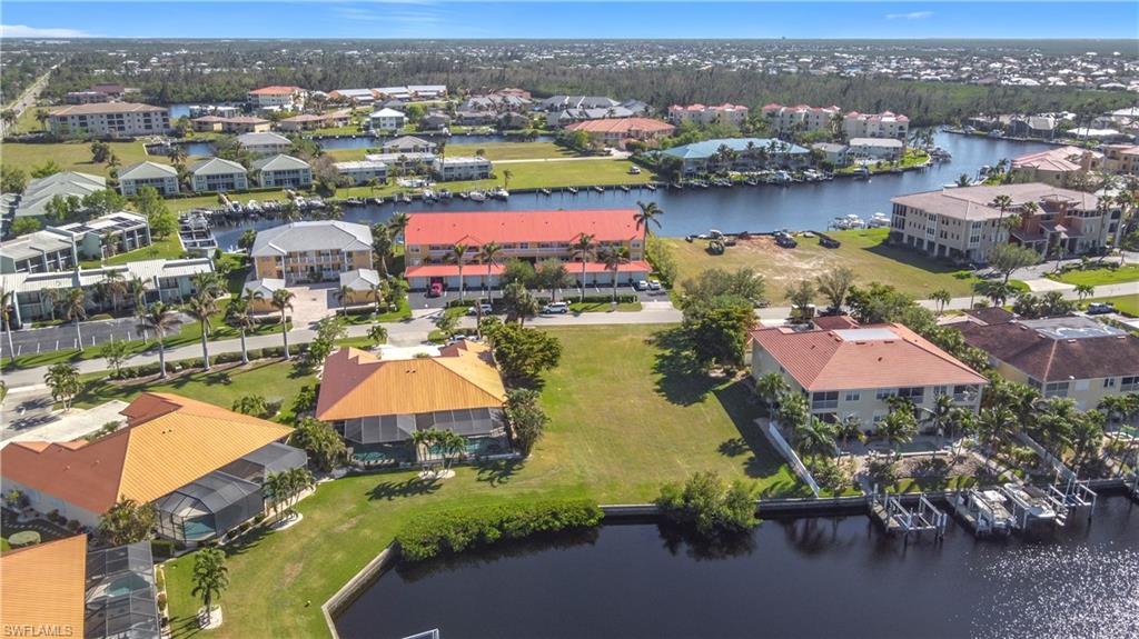 PUNTA GORDA ISLES - Land