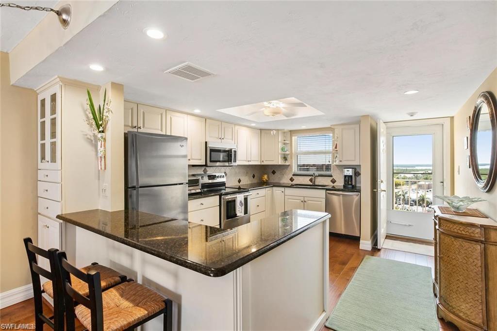 TERRA MAR CONDO - Residential