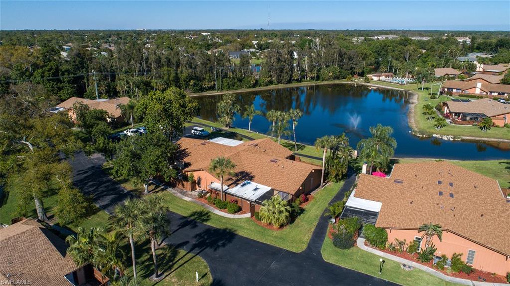 ROYAL WOODS - Residential