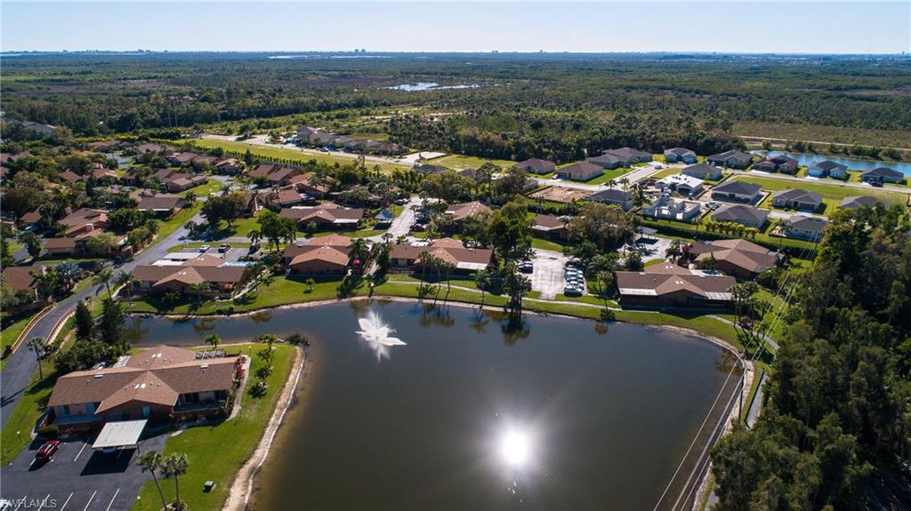 ROYAL WOODS - Residential