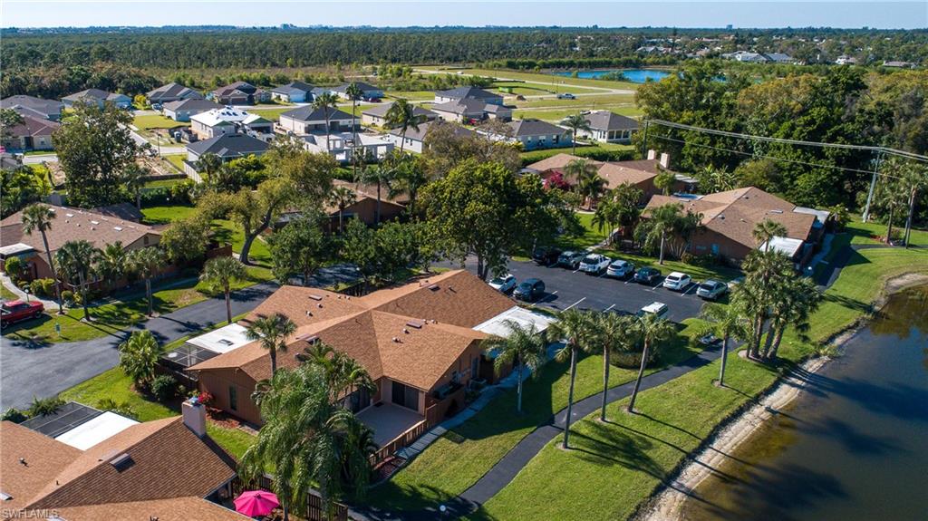 ROYAL WOODS - Residential