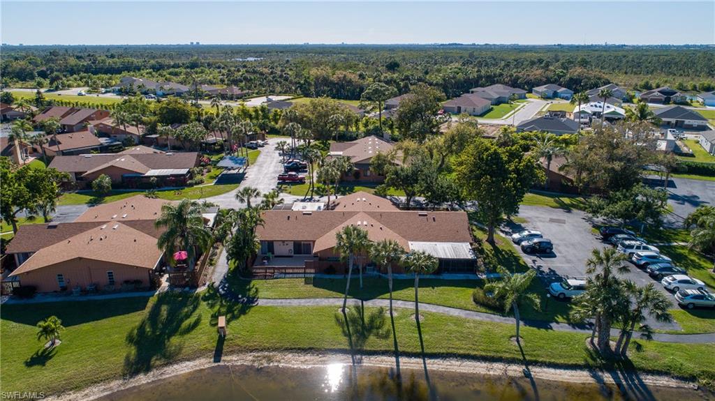 ROYAL WOODS - Residential