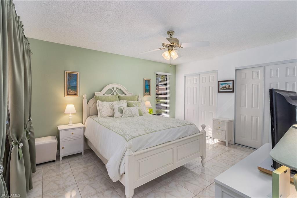 ROYAL WOODS - Residential