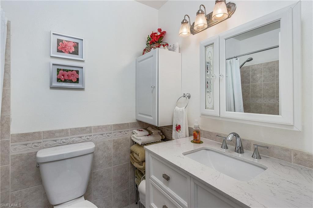 ROYAL WOODS - Residential